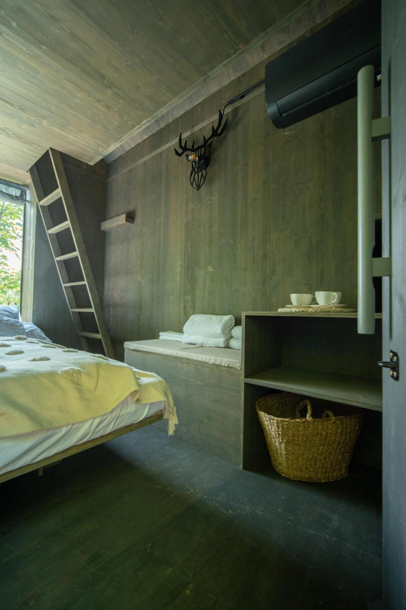 Hrad Kunzov Glamping & Spa & Restaurant Prerov Bagian luar foto